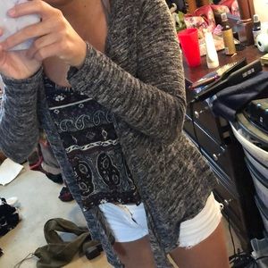 Long sleeve marked gray cardigan